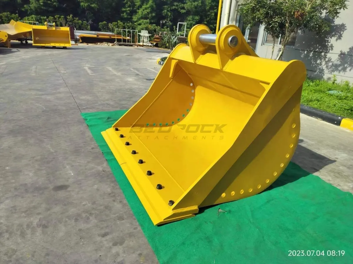 72” Excavator Cleaning Bucket fits CAT 324 325D 329 330D 336D/E 340 Excavator, DB Linkage