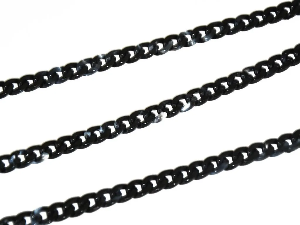 Black White Circular Acrylic Chains