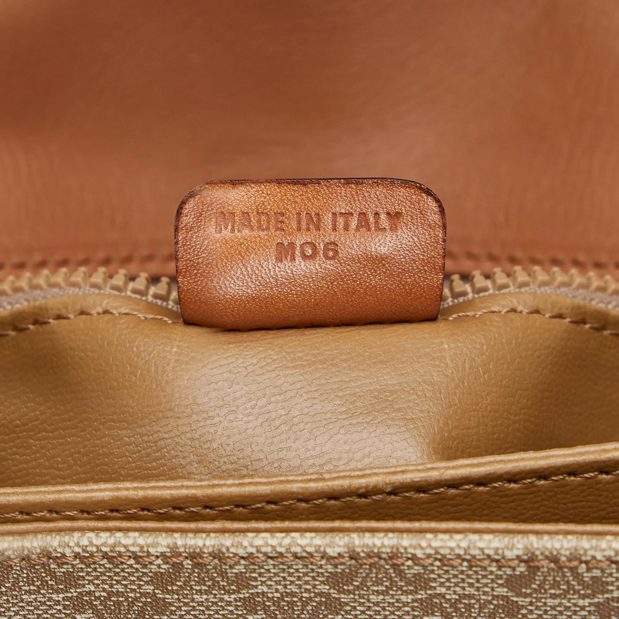 Celine Macadam Crossbody (SHG-Jcqf71)