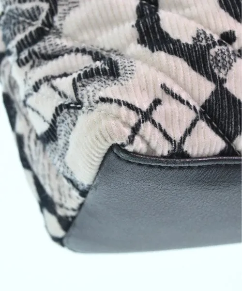 CHANEL Totes