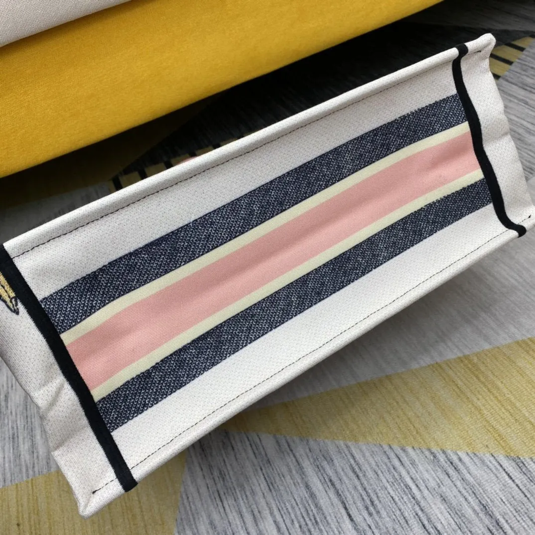 Designer Handbags DR 062
