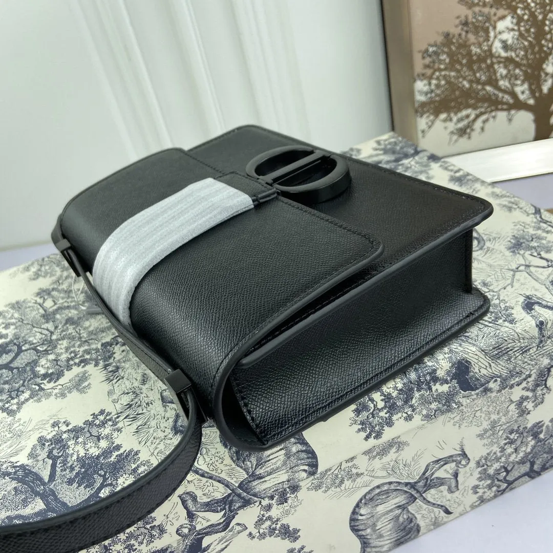 Designer Handbags DR 093