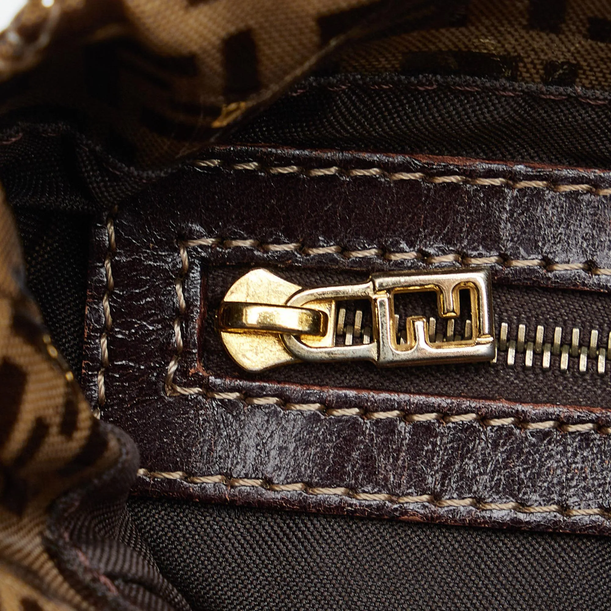 Fendi Crystal Zucchino  Flap Baguette (SHG-MKFmEx)