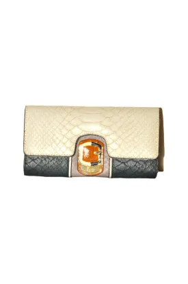 GUESS Women Handbags Regular fit in White - S