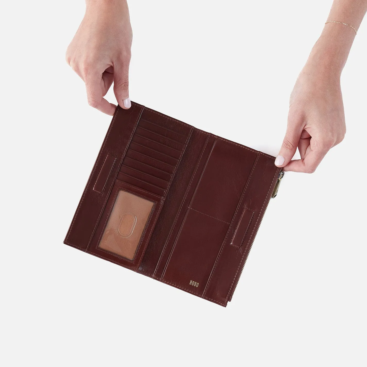 Jill Large Bifold Wallet In Polished Leather - Chocolate
