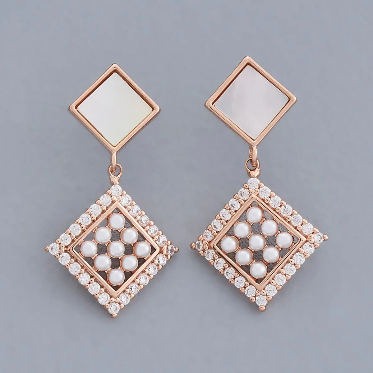 Trendy Earring 169171
