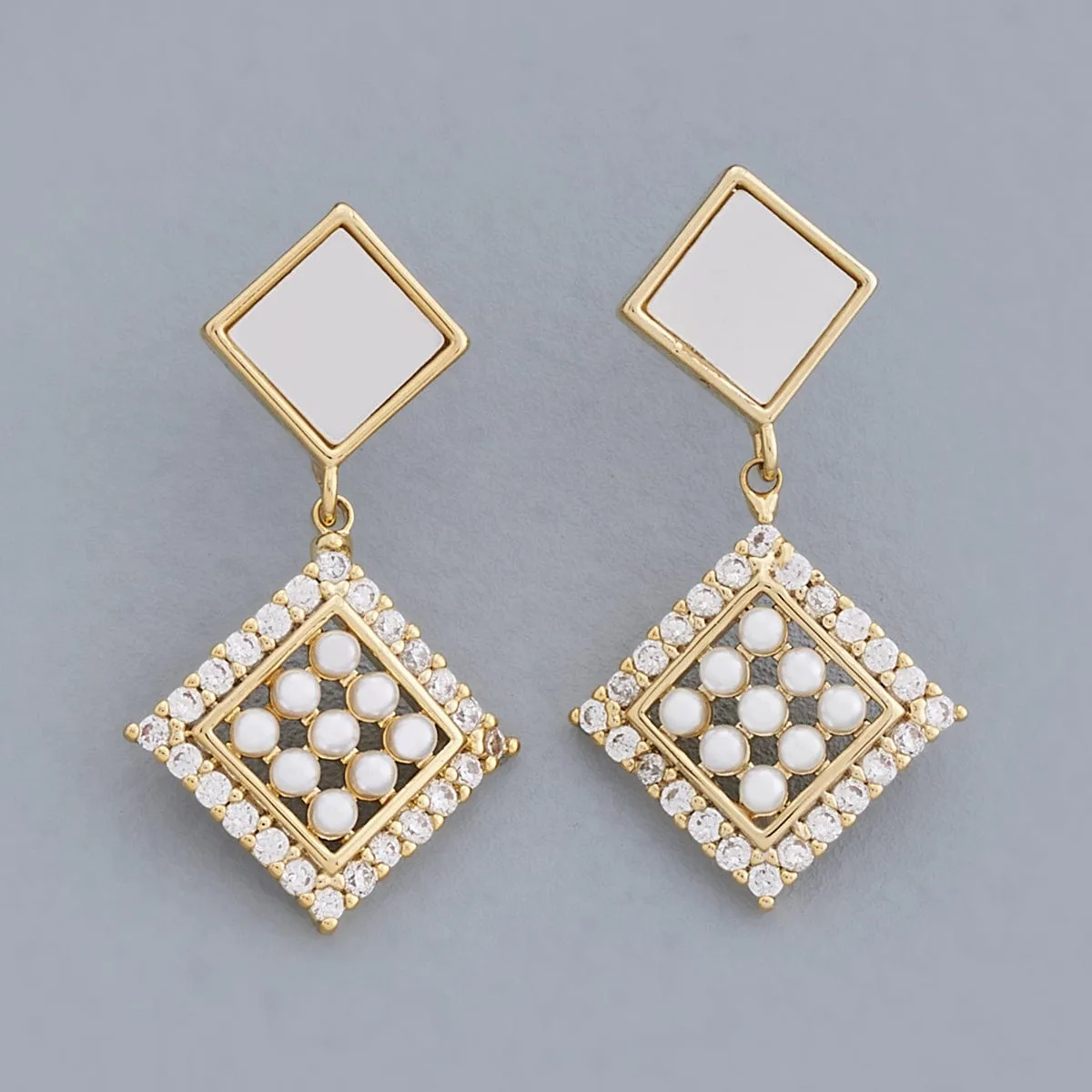 Trendy Earring 169171