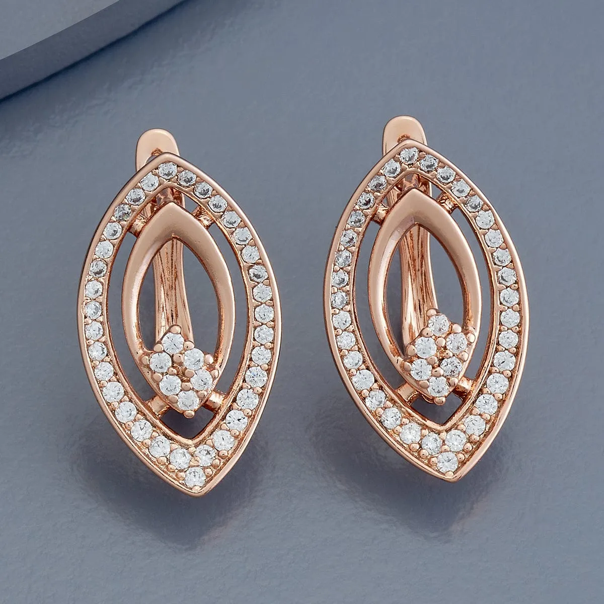 Trendy Earring 179622