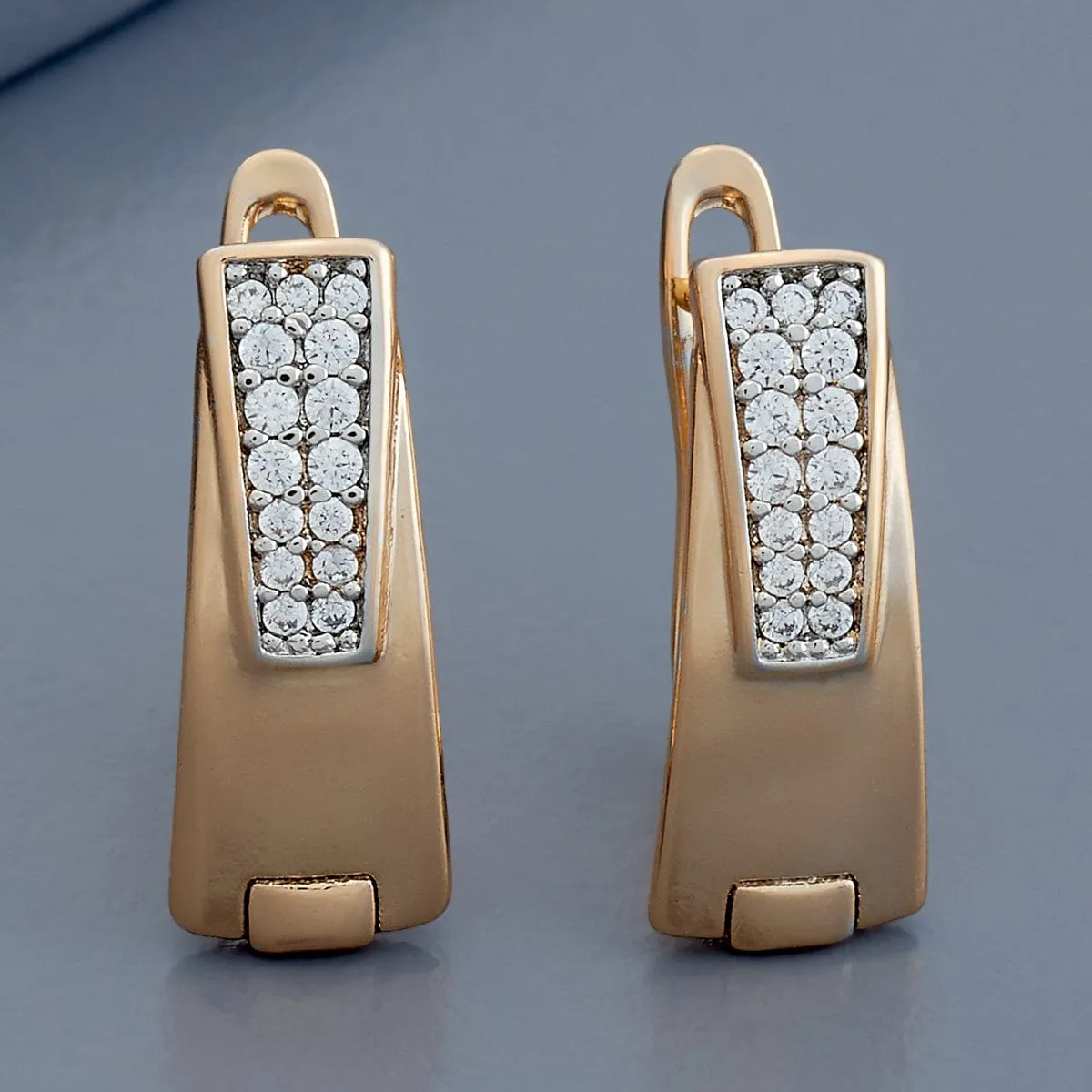 Trendy Earring 179633
