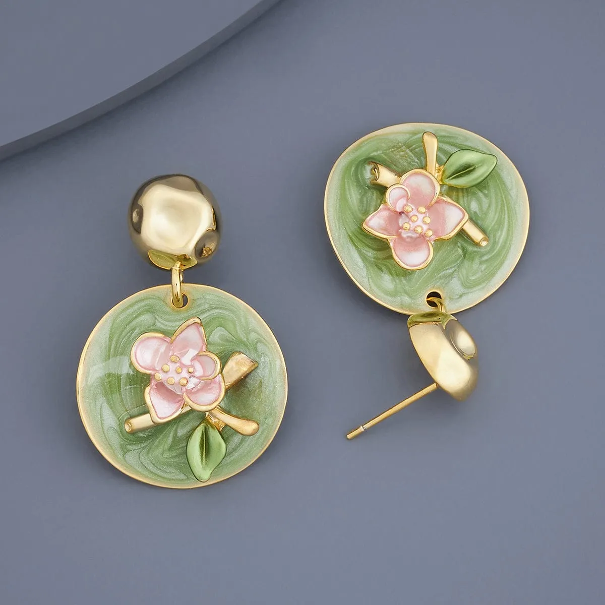 Trendy Earring 180159