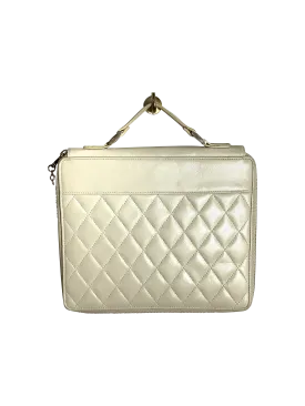 UNBRANDED Women Handbags Regular fit in White - S