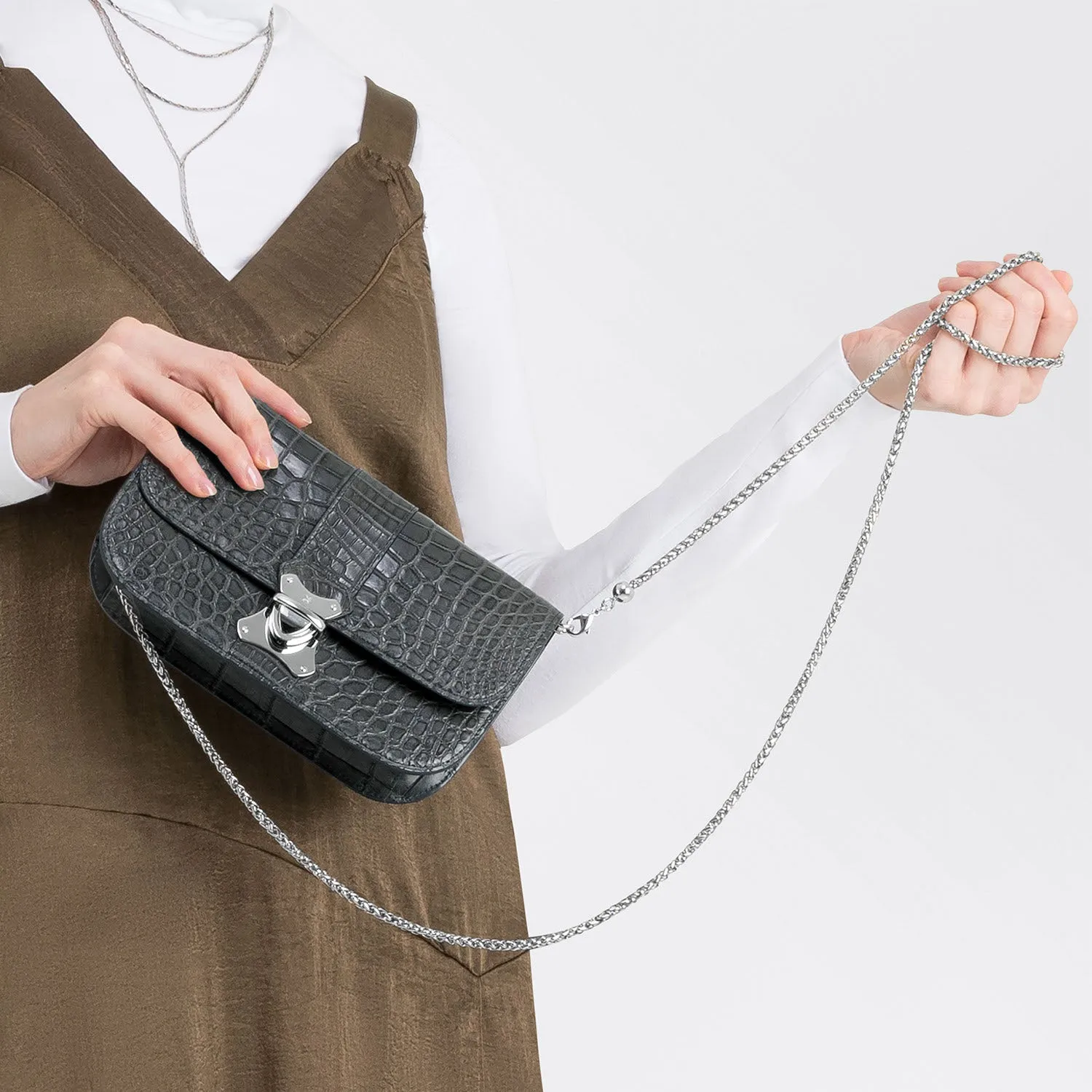 VELA TRINITY CHAIN WALLET
