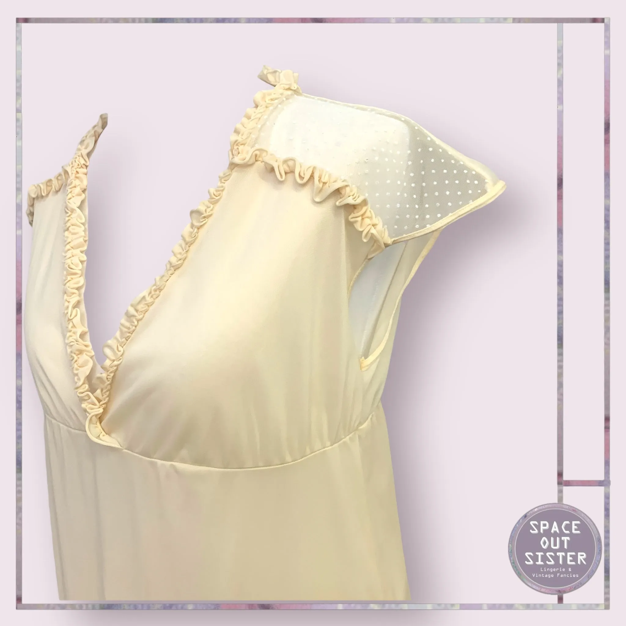 Vintage Polka Shoulder Ruffle Nightdress
